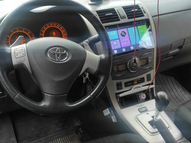 Серый Тойота Королла, объемом двигателя 1.6 л и пробегом 280 тыс. км за 6500 $, фото 5 на Automoto.ua