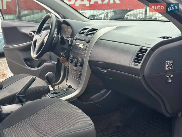 Серый Тойота Королла, объемом двигателя 1.59 л и пробегом 170 тыс. км за 6500 $, фото 20 на Automoto.ua