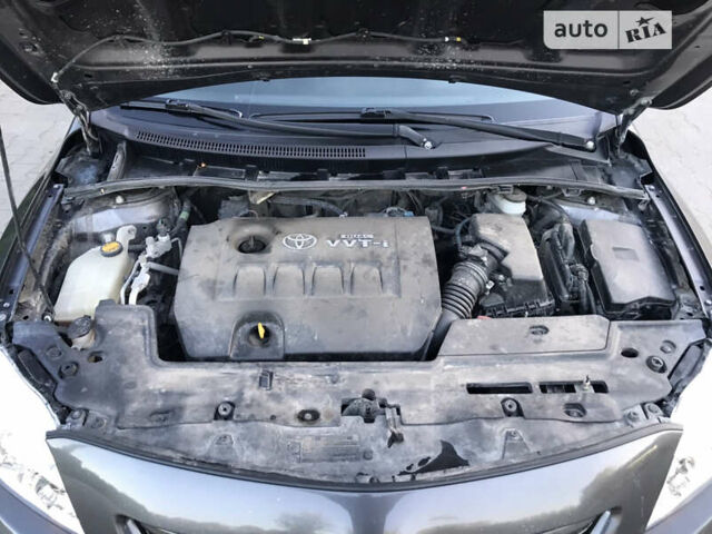 Сірий Тойота Королла, об'ємом двигуна 1.6 л та пробігом 225 тис. км за 5900 $, фото 34 на Automoto.ua