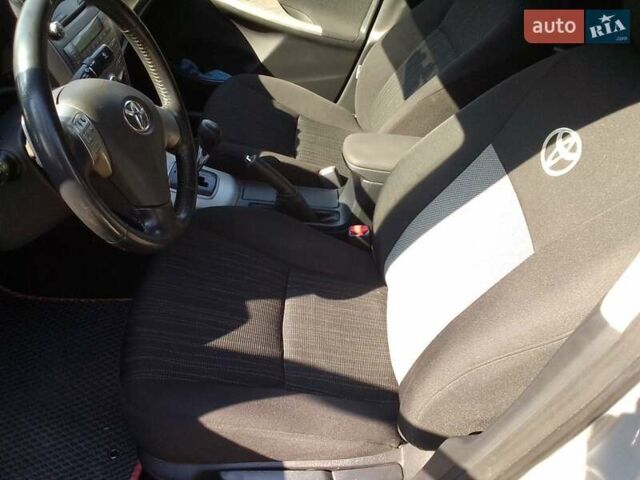 Сірий Тойота Королла, об'ємом двигуна 1.6 л та пробігом 292 тис. км за 5100 $, фото 11 на Automoto.ua