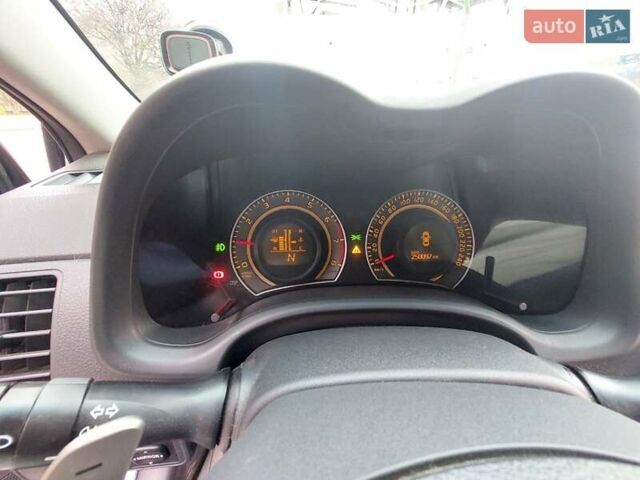 Серый Тойота Королла, объемом двигателя 1.6 л и пробегом 250 тыс. км за 7000 $, фото 12 на Automoto.ua