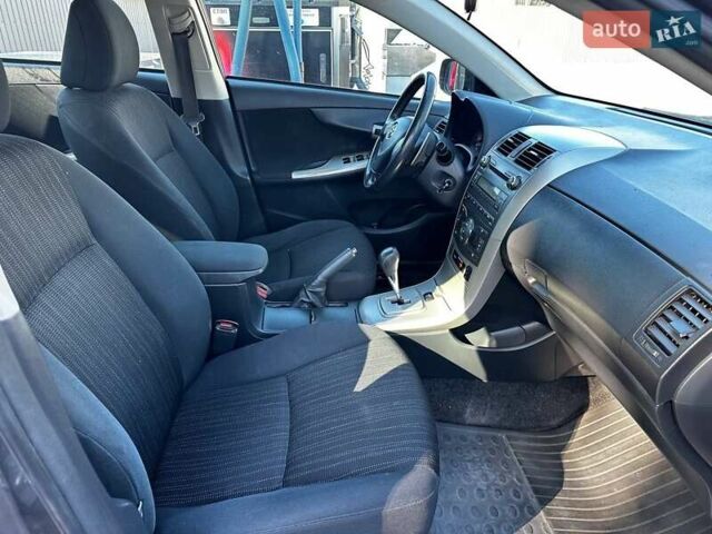 Серый Тойота Королла, объемом двигателя 1.6 л и пробегом 263 тыс. км за 6333 $, фото 10 на Automoto.ua