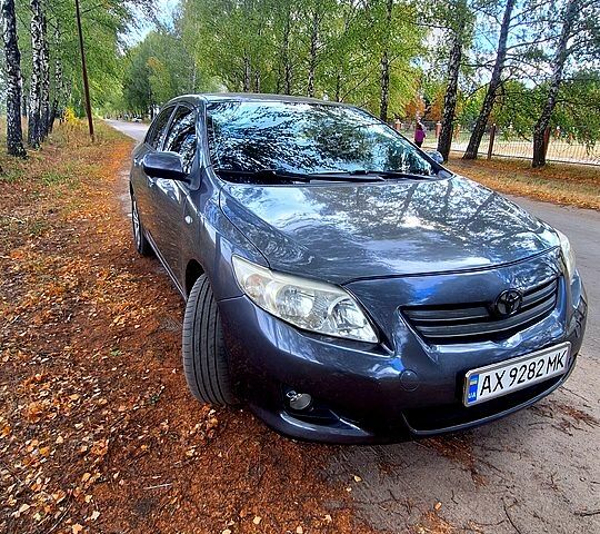 Сірий Тойота Королла, об'ємом двигуна 1.6 л та пробігом 193 тис. км за 6400 $, фото 1 на Automoto.ua