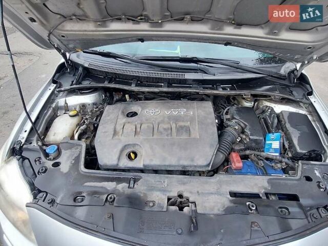 Серый Тойота Королла, объемом двигателя 1.6 л и пробегом 250 тыс. км за 7000 $, фото 6 на Automoto.ua