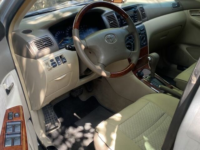 Серый Тойота Королла, объемом двигателя 1.6 л и пробегом 295 тыс. км за 5800 $, фото 5 на Automoto.ua