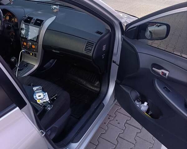 Серый Тойота Королла, объемом двигателя 1.6 л и пробегом 287 тыс. км за 6700 $, фото 7 на Automoto.ua