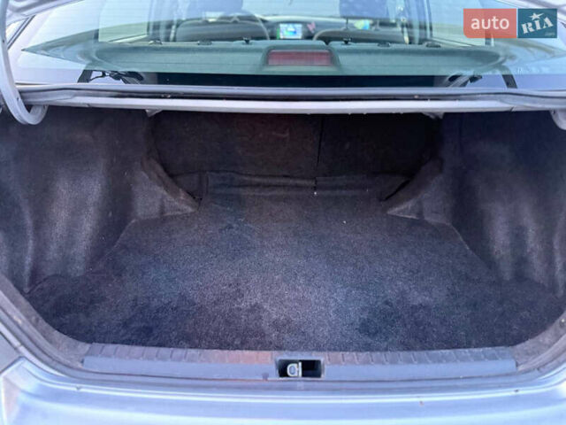 Сірий Тойота Королла, об'ємом двигуна 1.8 л та пробігом 123 тис. км за 6500 $, фото 12 на Automoto.ua