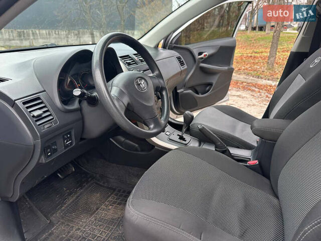 Серый Тойота Королла, объемом двигателя 1.59 л и пробегом 170 тыс. км за 6500 $, фото 13 на Automoto.ua