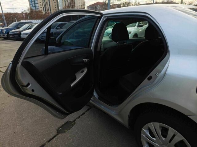 Серый Тойота Королла, объемом двигателя 1.6 л и пробегом 251 тыс. км за 6690 $, фото 11 на Automoto.ua