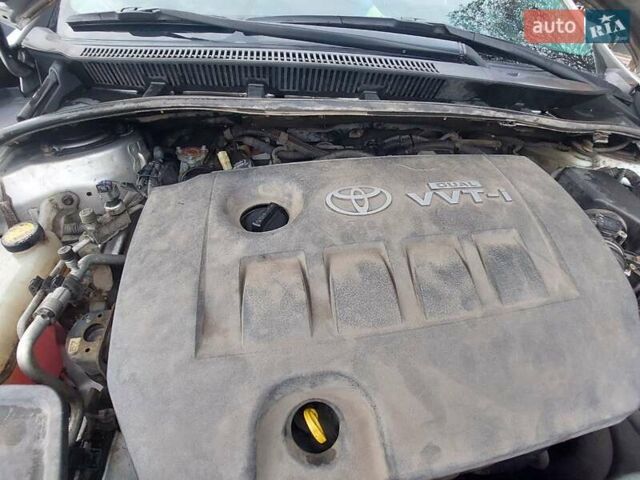 Серый Тойота Королла, объемом двигателя 1.6 л и пробегом 250 тыс. км за 7000 $, фото 7 на Automoto.ua