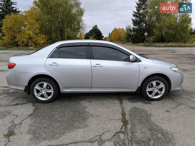 Серый Тойота Королла, объемом двигателя 1.6 л и пробегом 193 тыс. км за 7700 $, фото 5 на Automoto.ua