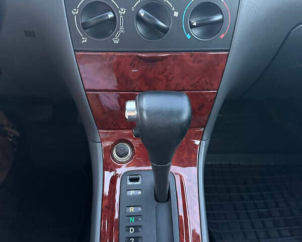 Сірий Тойота Королла, об'ємом двигуна 1.8 л та пробігом 123 тис. км за 6500 $, фото 15 на Automoto.ua