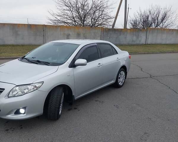 Серый Тойота Королла, объемом двигателя 1.6 л и пробегом 330 тыс. км за 7200 $, фото 2 на Automoto.ua