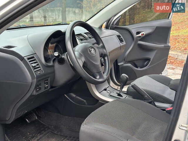 Серый Тойота Королла, объемом двигателя 1.59 л и пробегом 170 тыс. км за 6500 $, фото 10 на Automoto.ua