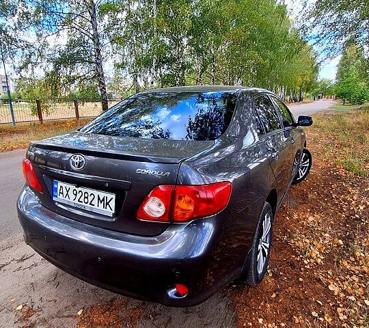 Сірий Тойота Королла, об'ємом двигуна 1.6 л та пробігом 193 тис. км за 6400 $, фото 2 на Automoto.ua