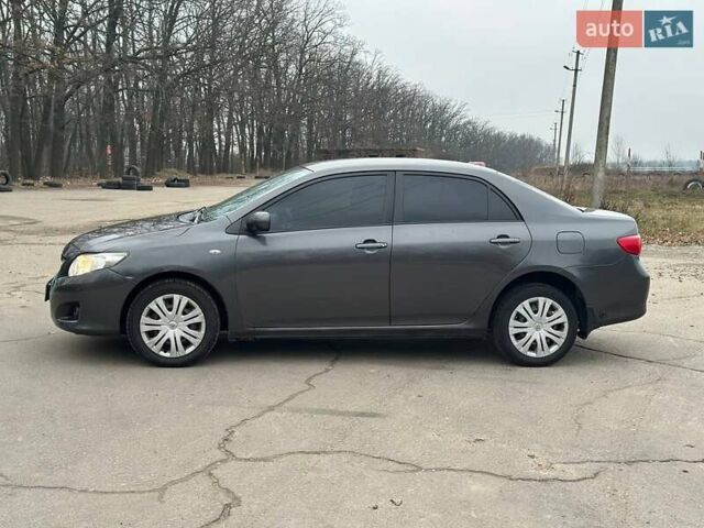 Серый Тойота Королла, объемом двигателя 1.6 л и пробегом 239 тыс. км за 6100 $, фото 3 на Automoto.ua