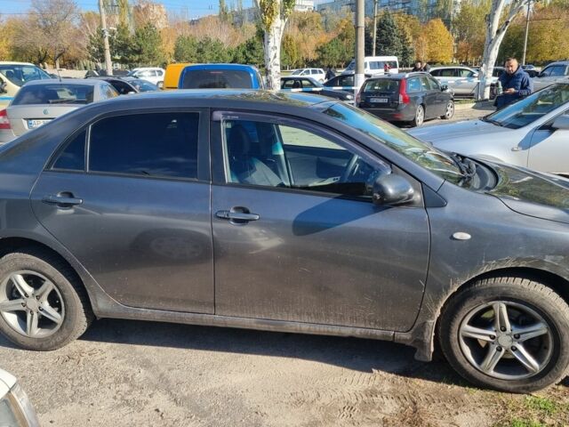 Сірий Тойота Королла, об'ємом двигуна 1.6 л та пробігом 196 тис. км за 5800 $, фото 1 на Automoto.ua