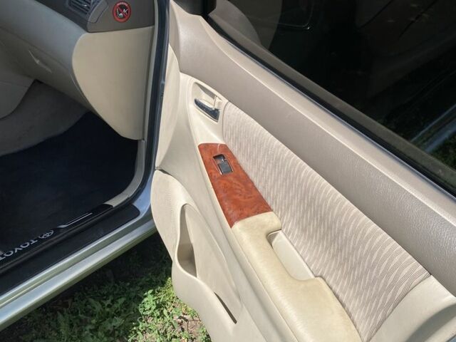 Серый Тойота Королла, объемом двигателя 1.6 л и пробегом 295 тыс. км за 5800 $, фото 7 на Automoto.ua