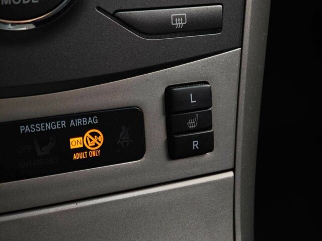 Серый Тойота Королла, объемом двигателя 1.6 л и пробегом 251 тыс. км за 6690 $, фото 17 на Automoto.ua