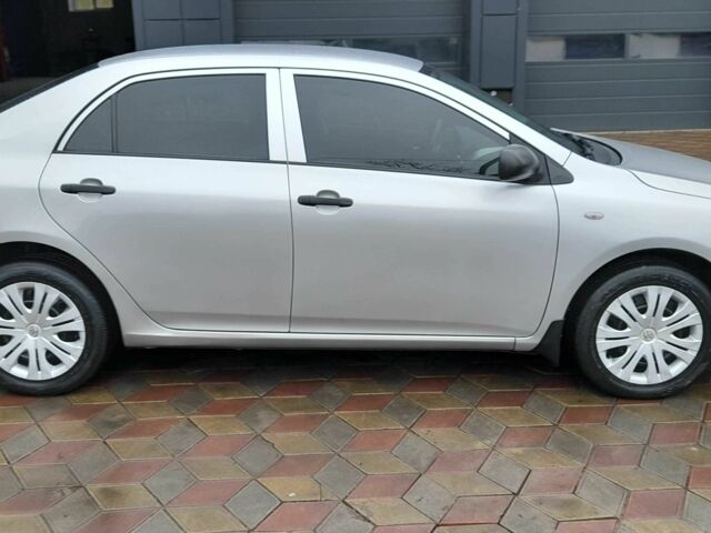 Сірий Тойота Королла, об'ємом двигуна 1.6 л та пробігом 174 тис. км за 6900 $, фото 8 на Automoto.ua