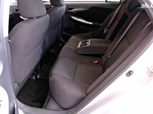 Серый Тойота Королла, объемом двигателя 1.6 л и пробегом 215 тыс. км за 4900 $, фото 7 на Automoto.ua