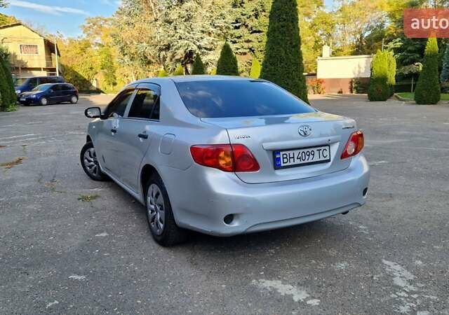 Серый Тойота Королла, объемом двигателя 1.6 л и пробегом 180 тыс. км за 5500 $, фото 6 на Automoto.ua