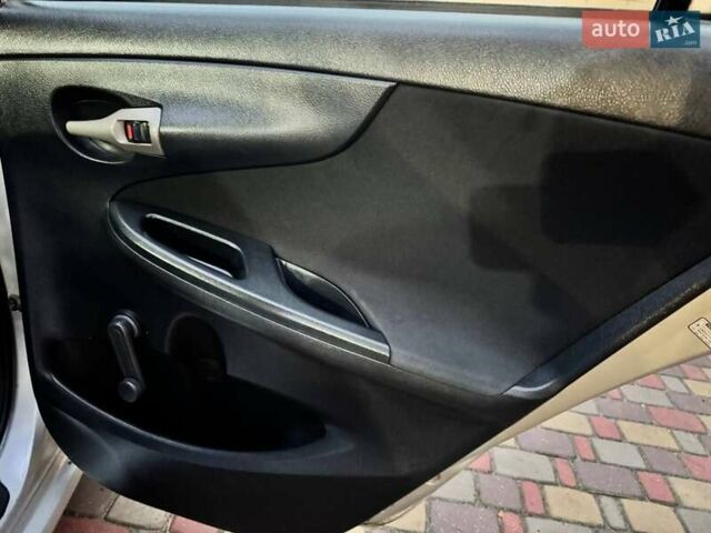 Серый Тойота Королла, объемом двигателя 1.6 л и пробегом 165 тыс. км за 7250 $, фото 27 на Automoto.ua
