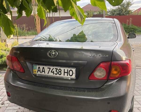 Серый Тойота Королла, объемом двигателя 1.6 л и пробегом 385 тыс. км за 6700 $, фото 9 на Automoto.ua