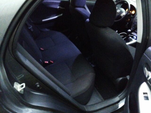 Сірий Тойота Королла, об'ємом двигуна 1.6 л та пробігом 245 тис. км за 7500 $, фото 1 на Automoto.ua