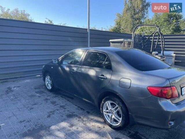 Серый Тойота Королла, объемом двигателя 1.6 л и пробегом 280 тыс. км за 6500 $, фото 4 на Automoto.ua