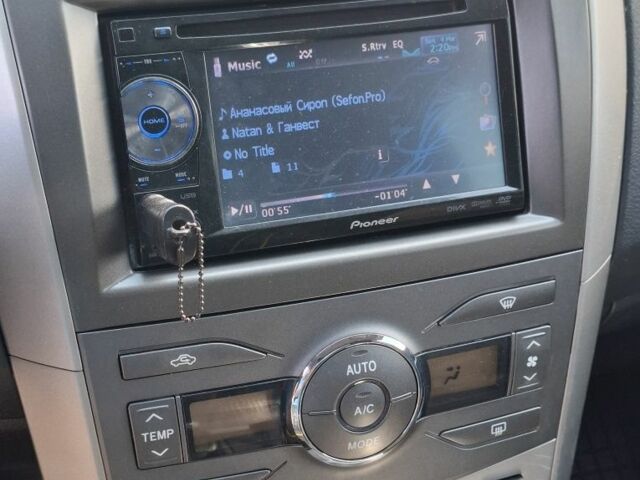 Сірий Тойота Королла, об'ємом двигуна 1.6 л та пробігом 107 тис. км за 161 $, фото 3 на Automoto.ua