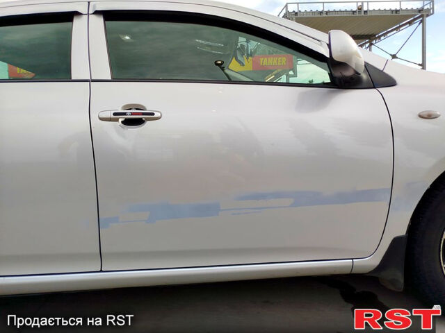 Сірий Тойота Королла, об'ємом двигуна 1.6 л та пробігом 171 тис. км за 5500 $, фото 6 на Automoto.ua