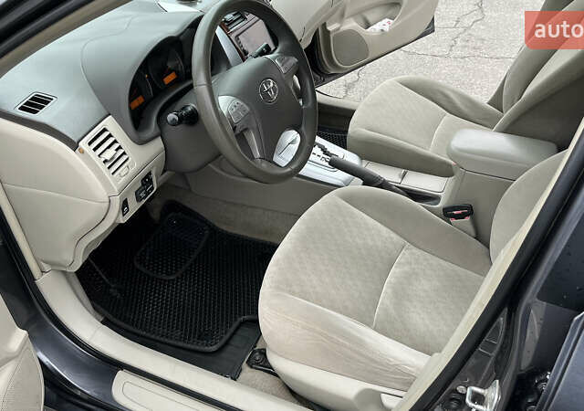 Серый Тойота Королла, объемом двигателя 1.6 л и пробегом 130 тыс. км за 7500 $, фото 18 на Automoto.ua