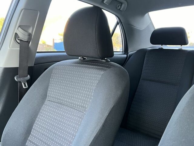 Серый Тойота Королла, объемом двигателя 1.6 л и пробегом 236 тыс. км за 6500 $, фото 9 на Automoto.ua