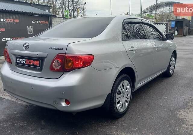 Серый Тойота Королла, объемом двигателя 1.6 л и пробегом 145 тыс. км за 8500 $, фото 10 на Automoto.ua