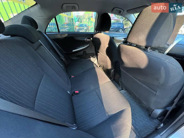 Серый Тойота Королла, объемом двигателя 1.6 л и пробегом 169 тыс. км за 6999 $, фото 6 на Automoto.ua
