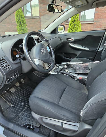 Серый Тойота Королла, объемом двигателя 1.4 л и пробегом 218 тыс. км за 7300 $, фото 5 на Automoto.ua