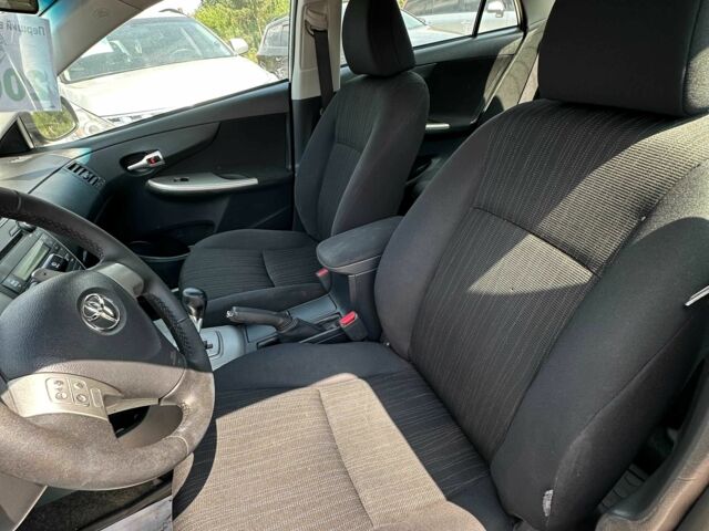 Серый Тойота Королла, объемом двигателя 1.6 л и пробегом 241 тыс. км за 7100 $, фото 12 на Automoto.ua