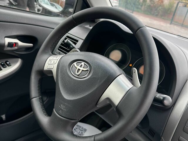 Серый Тойота Королла, объемом двигателя 1.6 л и пробегом 241 тыс. км за 6900 $, фото 12 на Automoto.ua