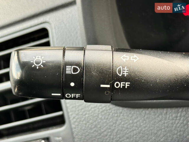 Серый Тойота Королла, объемом двигателя 1.6 л и пробегом 160 тыс. км за 7495 $, фото 28 на Automoto.ua