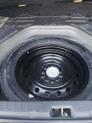 Серый Тойота Королла, объемом двигателя 1.6 л и пробегом 148 тыс. км за 7200 $, фото 3 на Automoto.ua