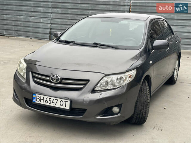Серый Тойота Королла, объемом двигателя 1.6 л и пробегом 180 тыс. км за 5600 $, фото 5 на Automoto.ua
