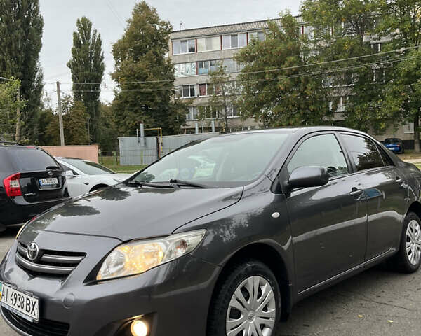 Сірий Тойота Королла, об'ємом двигуна 1.6 л та пробігом 183 тис. км за 6799 $, фото 4 на Automoto.ua
