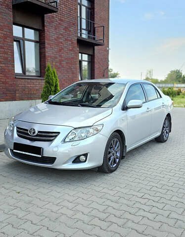 Серый Тойота Королла, объемом двигателя 1.4 л и пробегом 218 тыс. км за 7300 $, фото 1 на Automoto.ua