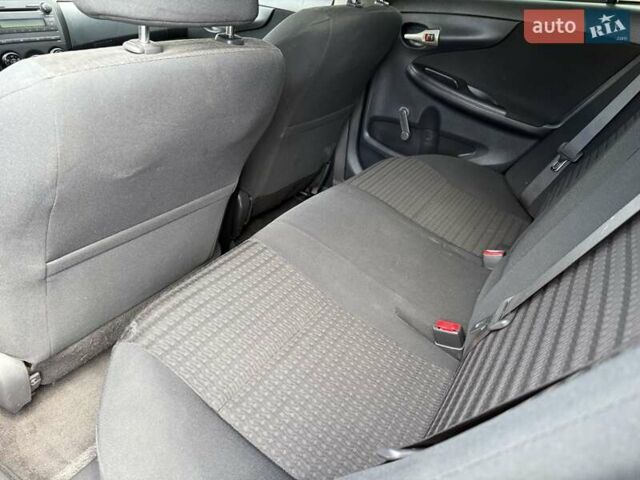 Сірий Тойота Королла, об'ємом двигуна 1.6 л та пробігом 232 тис. км за 6999 $, фото 8 на Automoto.ua