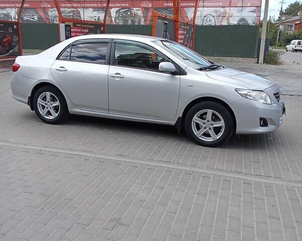 Серый Тойота Королла, объемом двигателя 1.6 л и пробегом 230 тыс. км за 7800 $, фото 3 на Automoto.ua