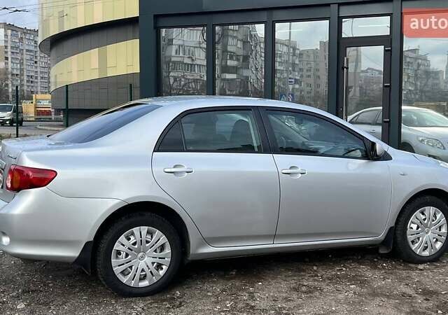 Серый Тойота Королла, объемом двигателя 0 л и пробегом 158 тыс. км за 7690 $, фото 5 на Automoto.ua