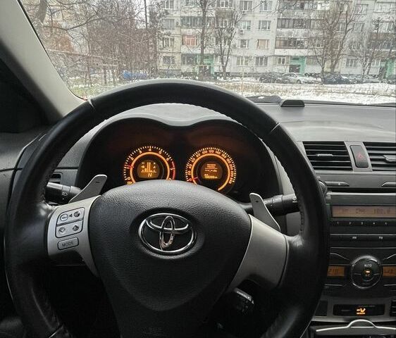 Серый Тойота Королла, объемом двигателя 1.6 л и пробегом 170 тыс. км за 6200 $, фото 3 на Automoto.ua