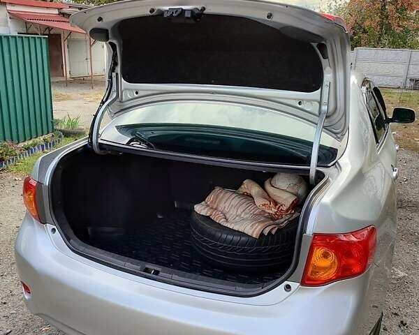 Сірий Тойота Королла, об'ємом двигуна 1.6 л та пробігом 196 тис. км за 8200 $, фото 6 на Automoto.ua