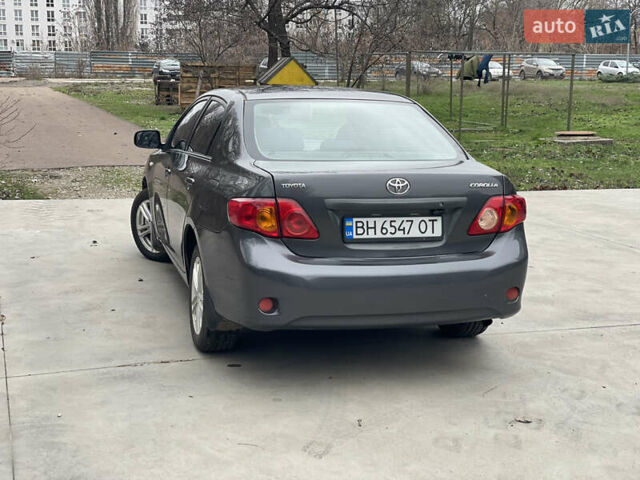 Серый Тойота Королла, объемом двигателя 1.6 л и пробегом 180 тыс. км за 5600 $, фото 3 на Automoto.ua